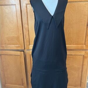 Fame and Partners Black V-Neck Sheath Dress